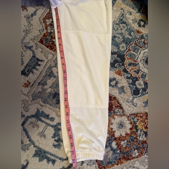 NEW Nike Engineered Size Medium Boys Baseball Pants White Jogger - Picture 4 of 8